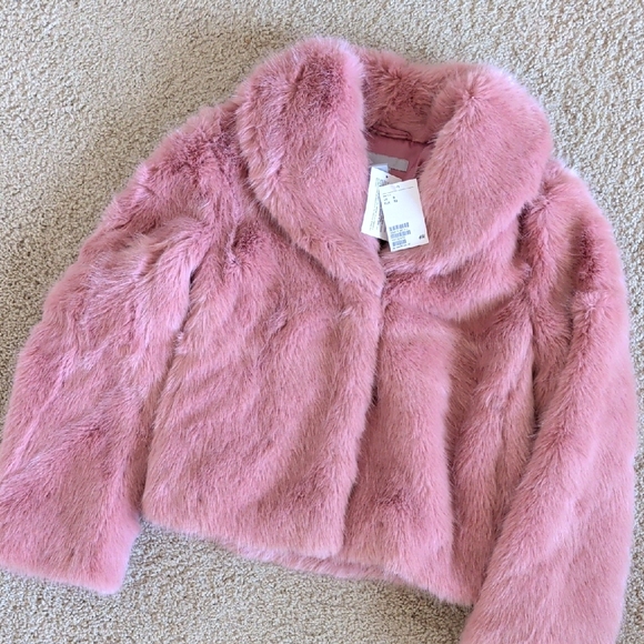 H&M Jackets & Blazers - H&M Pink Faux Fur Cropped Jacket